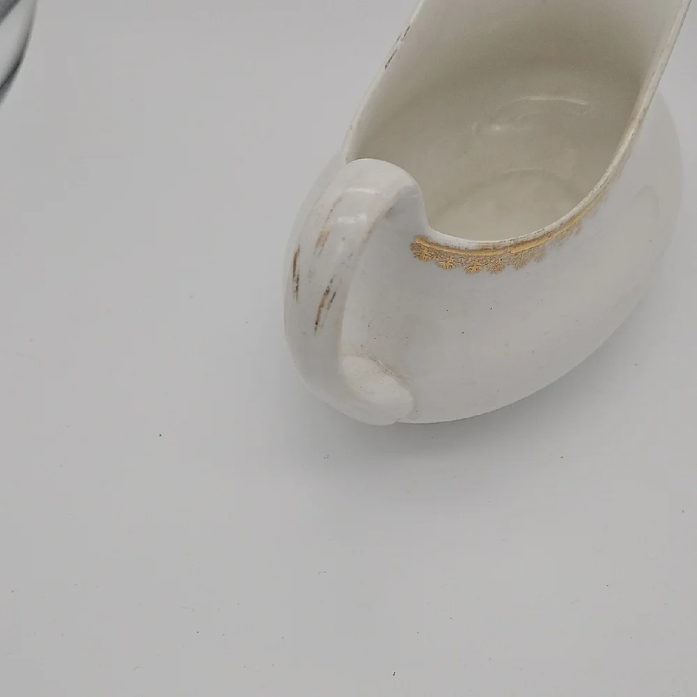 Homer Laughlin Cream Gravy Boat
